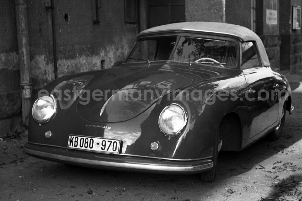 GDR photo archive: Dresden - Sports Car Porsche 356 No. 1 Roadster in Dresden in the state Saxony on the territory of the former GDR, German Democratic Republic