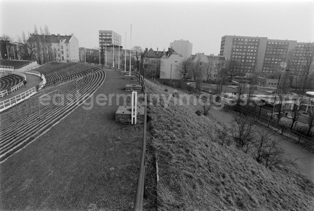 GDR picture archive: Berlin - Stadion der Weltjugend (Stadium of World Youth, formerly Walter-Ulbricht-Stadion) in Berlin - Mitte, the former capital of the GDR, German Democratic Republic