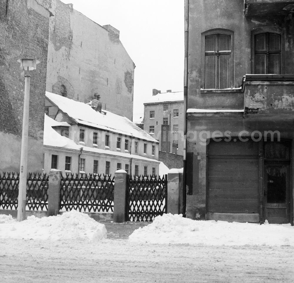 GDR image archive: Berlin - Town views in winter of Berlin, the former capital of the GDR, German democratic republic