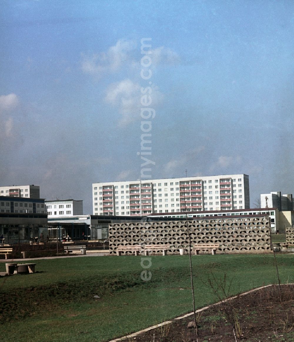 GDR image archive: Halle-Saale - Cityscape of the developing area Halle-Neustadt in what is today Saxpny-Anhalt
