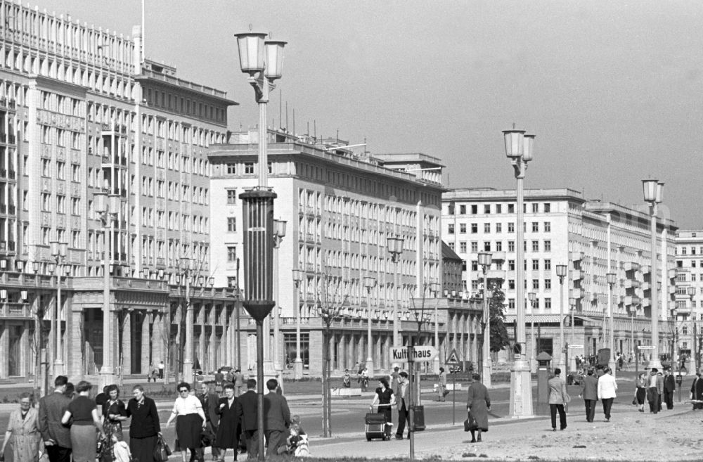 Berlin: People strolling in the newly built Stalinallee (now Karl-Marx-Allee) in East Berlin in the district of Friedrichshain on the territory of the former GDR, German Democratic Republic
