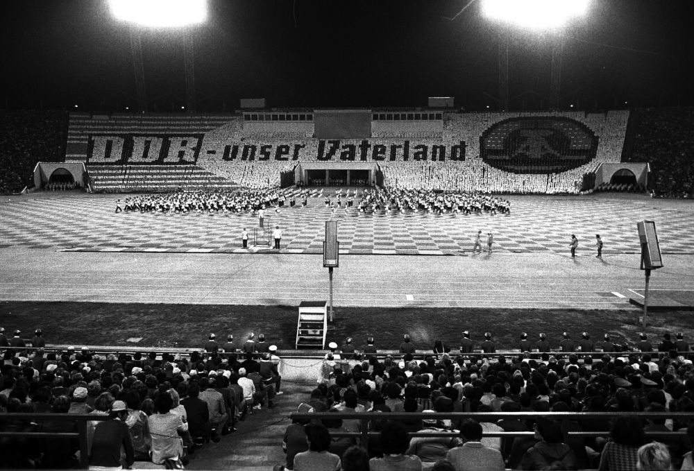 GDR image archive: Leipzig - Gymnastics and Sports Festival Spartakiade in Leipzig in the state Saxony on the territory of the former GDR, German Democratic Republic