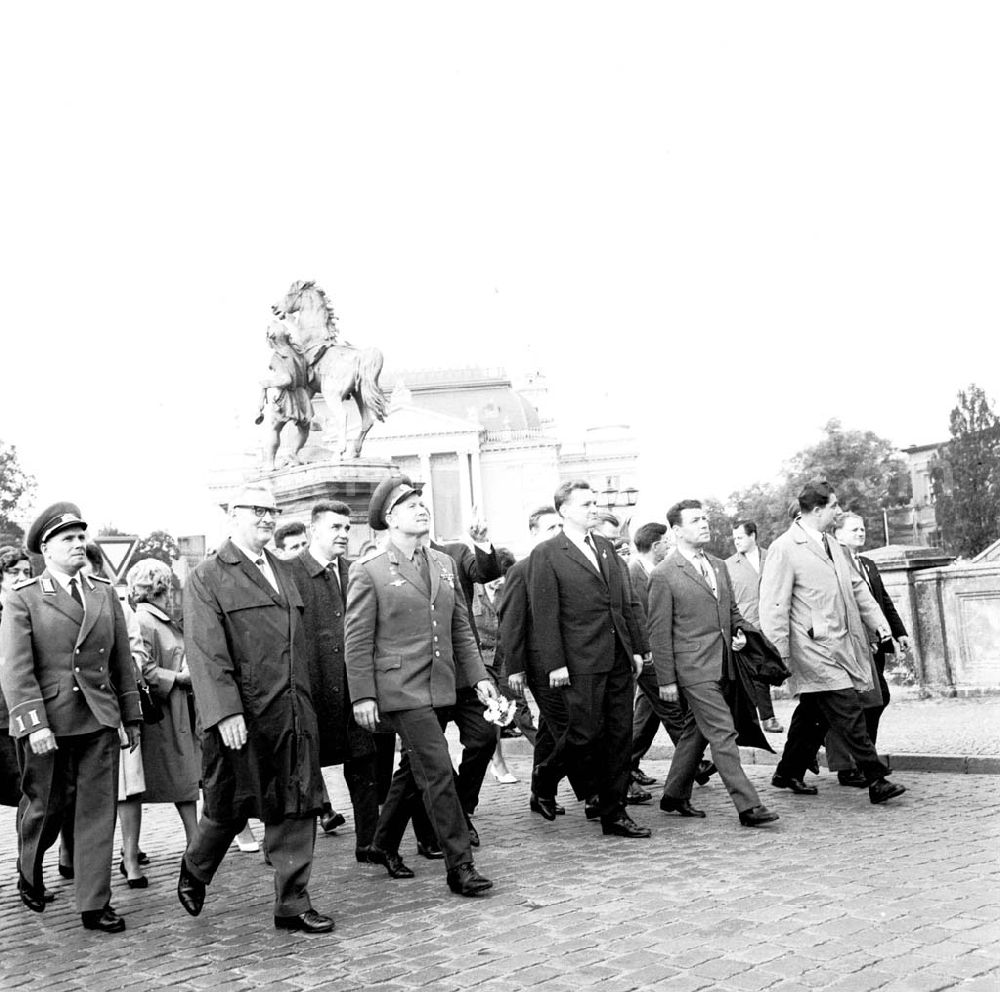 GDR photo archive: Schwerin - Umschlagsnr.: 1965-21