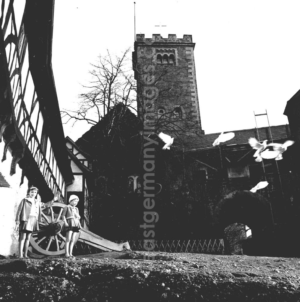 GDR photo archive: Eisenach - Umschlagsnr.: 1966-119