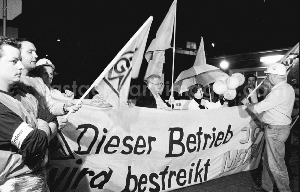 GDR picture archive: Hennigsdorf - Umschlagsnr.: 1993-117
