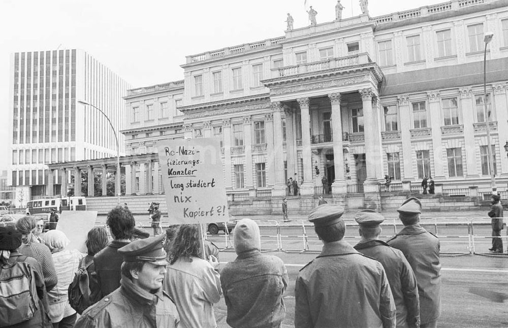 GDR image archive: Berlin - Umschlagsnr.: 1993-17