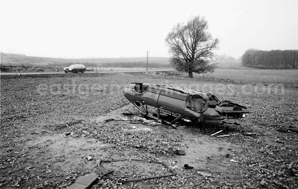 GDR photo archive: Waren / Mecklenburg-Vorpommern - Unfall im Kreis Waren 16.11.9
