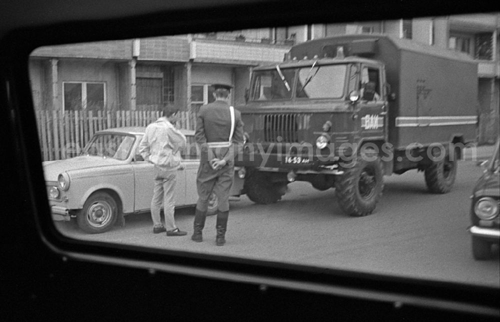 GDR photo archive: Halberstadt - Accident scene of a car - Trabant accident with a Soviet military truck of the GSSD group of the Soviet armed forces in Halberstadt, Saxony-Anhalt in the territory of the former GDR, German Democratic Republic