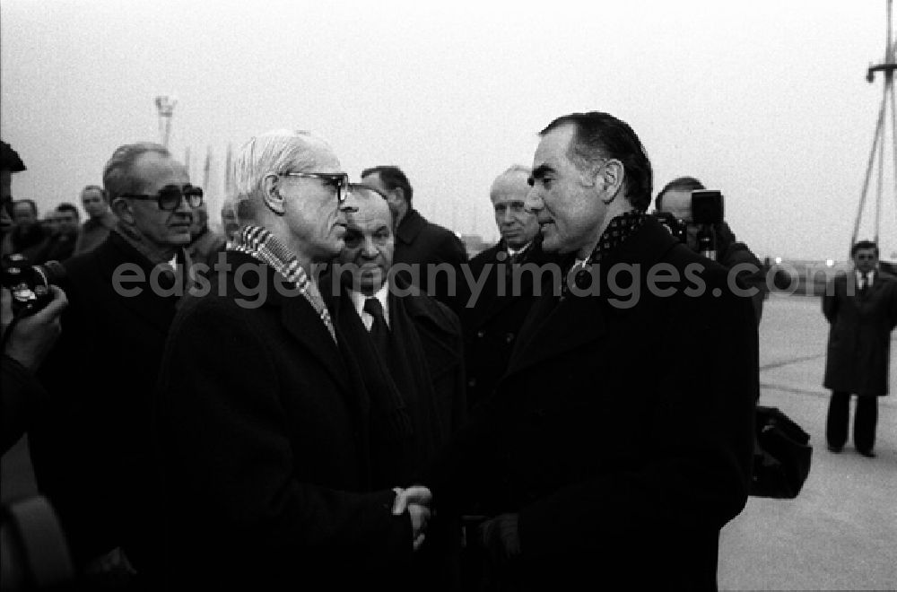 GDR photo archive: Berlin - Verabschiedung von Veselin Djuranovic. (174)