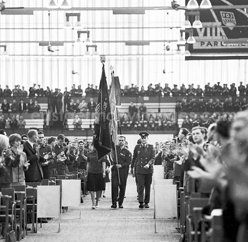 GDR picture archive: Chemnitz (Sachsen) - 1967 VIII. Parlament der Freien Deutschen Jugend (FDJ) in Karl-Marx-Stadt, heute Chemnitz (Sachsen)