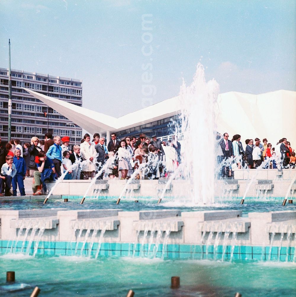 GDR photo archive: Berlin - Water fountains / fountain before the television tower in Berlin, the former capital of the GDR, German democratic republic