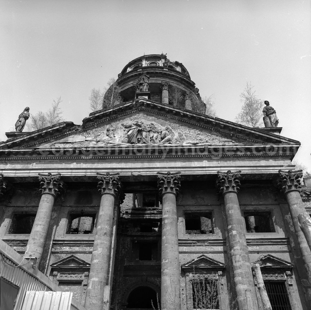 GDR photo archive: Berlin - Mitte - The destroyed by fire in German cathedral was rebuilt from 1983 to 1996