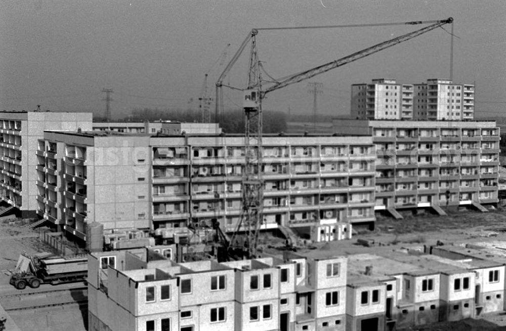 GDR photo archive: Berlin-Hellersdorf - Wohnungsbau - WBK Frankfurt/ Oder und Magdeburg in der Stendaler Str. - Hellersdorf 23.1