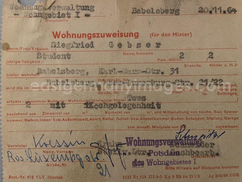 GDR picture archive: Potsdam - Reproduction Apartment briefing certificate for the allocation of living space issued in the district Babelsberg in Potsdam in the state Brandenburg on the territory of the former GDR, German Democratic Republic