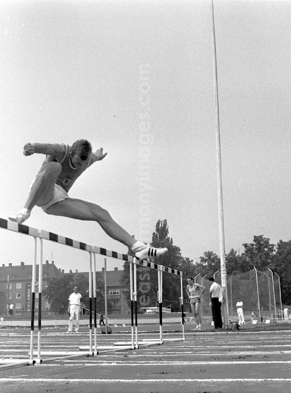 GDR picture archive: Halle - 27.-30.07.1967 XX. Leichtathletik Meisterschaft Halle 110 m Hürden (1