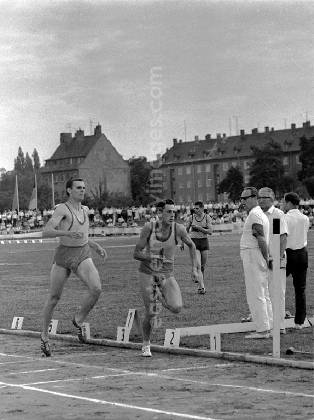 GDR picture archive: Halle - 27.-30.07.1967 XX. Leichtathletik Meisterschaft Halle 4x40