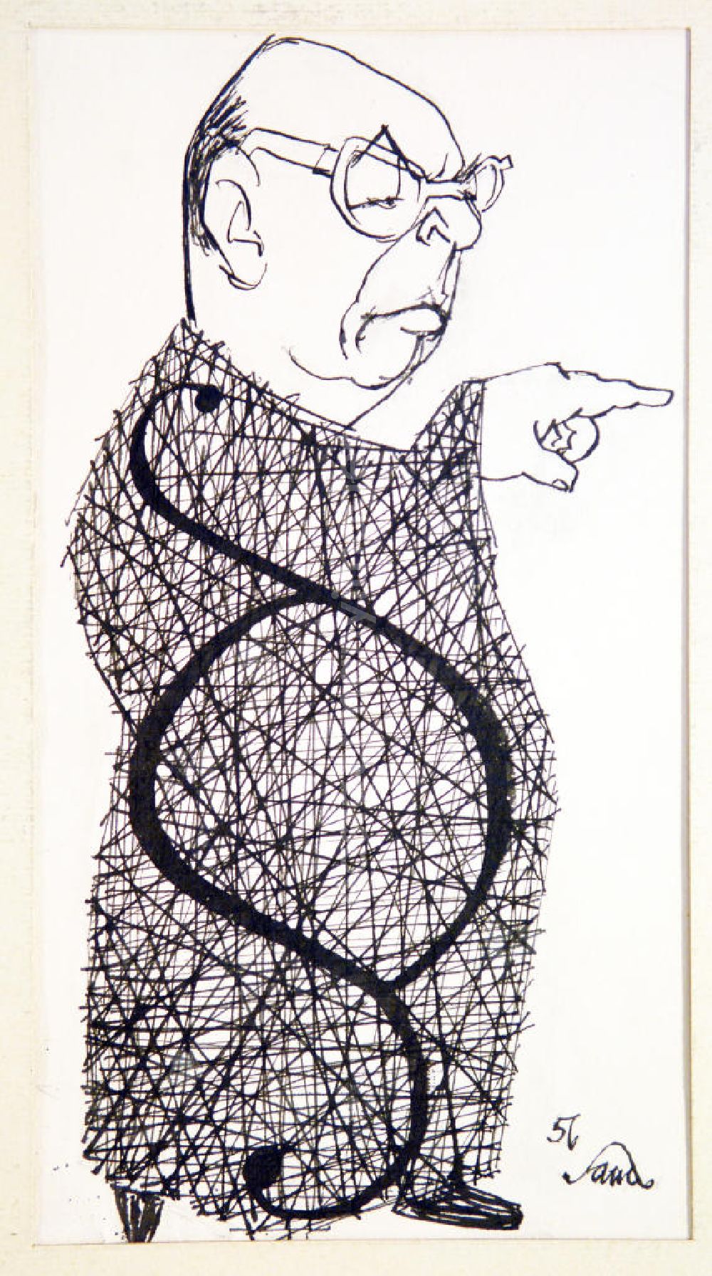 Berlin: Zeichnung von Herbert Sandberg Dr. Kaul, Rechtsanwalt aus dem Jahr 1956, 15,8x29,5cm Feder in schwarz, handsigniert. Dr. Kaul in Robe, auf der Robe das Paragraphenzeichen, er zeigt mit seinem linken Zeigefinger nach vorne.