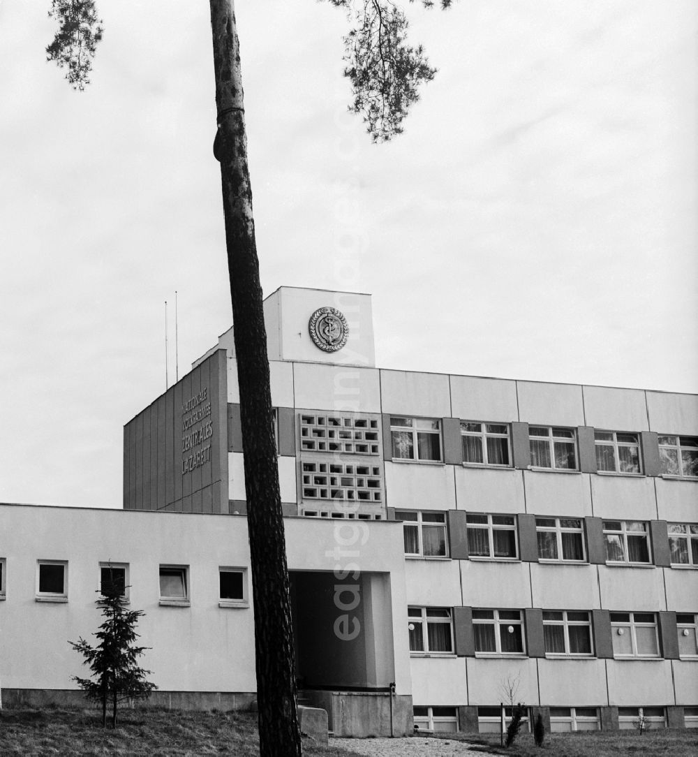GDR image archive: Bad Saarow - Building of the Central hospital of the National People's Army, NVA, in Bad Saarow in Brandenburg on the territory of the former GDR, German Democratic Republic
