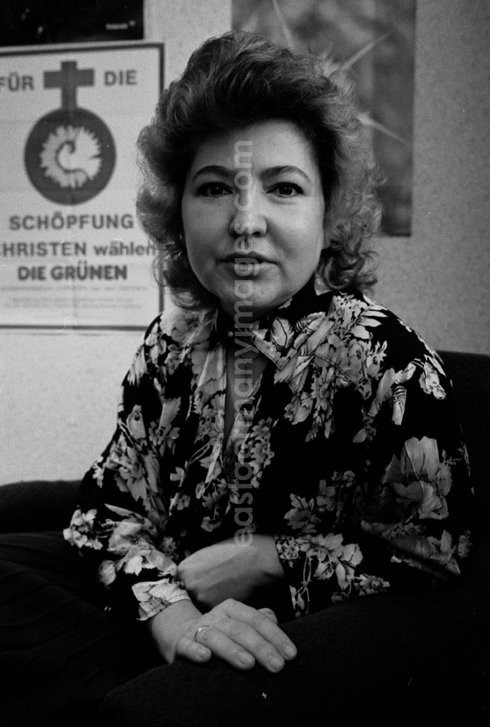 GDR picture archive: Brandenburg-Zepernick - Zepernick - Brandenburg Frau Dr. Christine Weiske aus Zepernick (Grüne Partei) 01.11.9
