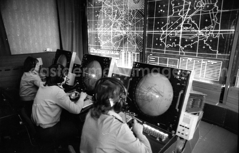 Cottbus: Training in the bunker systems of the ZUeF command post Central flight surveillance by the LSK Air Force / Air Defense of the NVA National People's Army in Cottbus in the state of Brandenburg in the area of the former GDR, German Democratic Republic