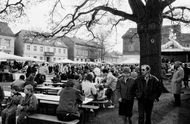 Baumblütenfest in Werder

Umschlagnummer: 741