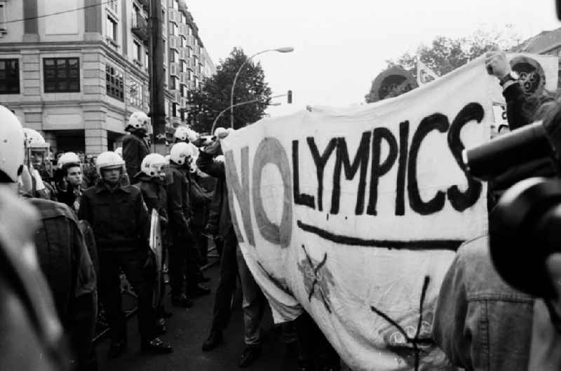 Anti-Olympia-Demo

Umschlagnummer: 7738