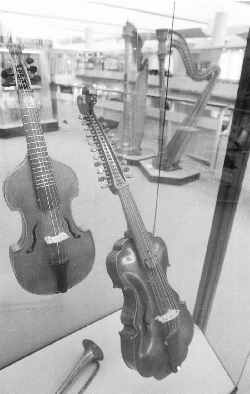Musikinstrumentemuseum Berlin, Tiergartenstraße.1
24.