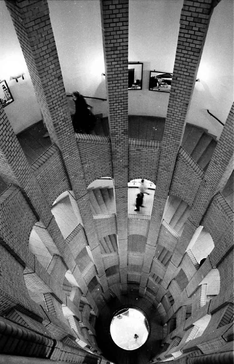Glockenspiel am französischen Dom / Berlin
Blick in den Turm
2.01.199