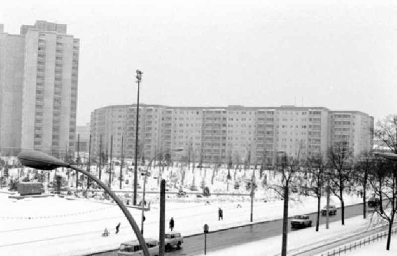 23.12.1986 Ernst-Thälmann Park im Prenzlauer Berg.