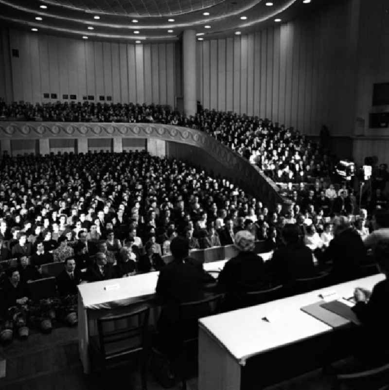 14.12.1966 Schwesternkongress im Dresdener Hygienemuseum