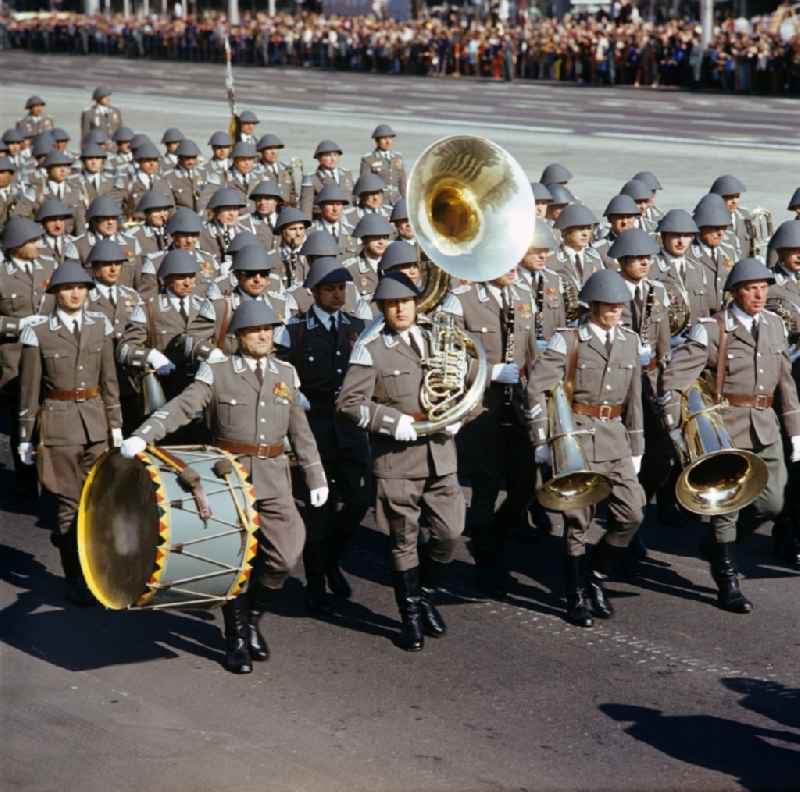 Music Corps of the National People's Army (NVA) on the Berlin Karl-Marx-Allee on the occasion of the traditional demonstration in the capital of the GDR, the 'International Workers' Day for Peace and Socialism.'