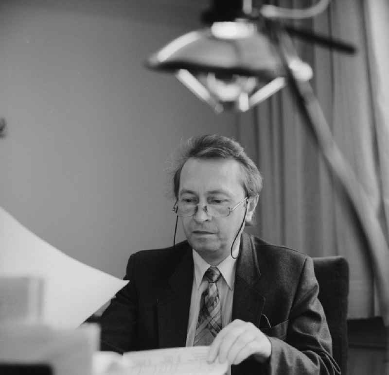 Professor Dr. sc. Dieter Bernard Herrmann in his office at the desk in Berlin. He led from 1976 to 20