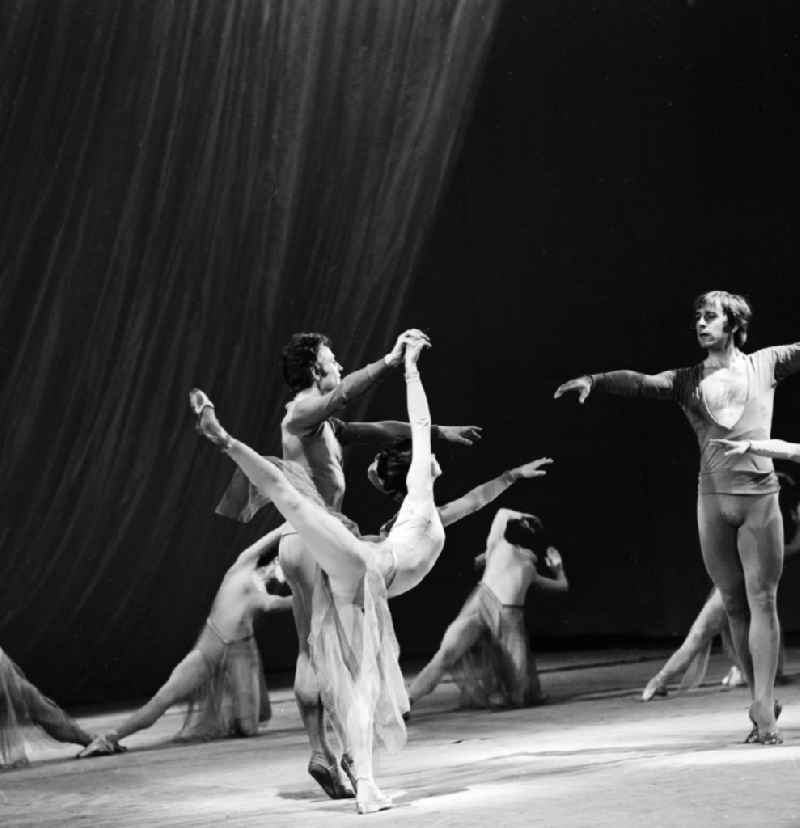 The State Opera Ballet at rehearsals in Berlin, the former capital of the GDR, German Democratic Republic