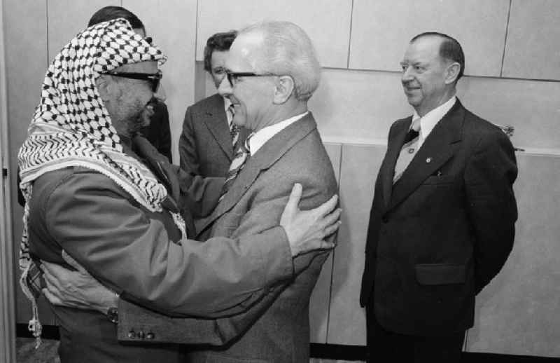 Jassir Arafat (1929 - 20