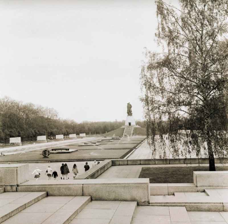 The Soviet monument in the Treptower park in Berlin, the former capital of the GDR, German democratic republic