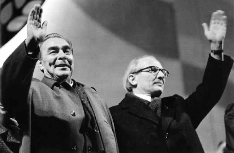 State act with Leonid Iljitsch Brezhnev and Erich Honecker on the occasion of the 3