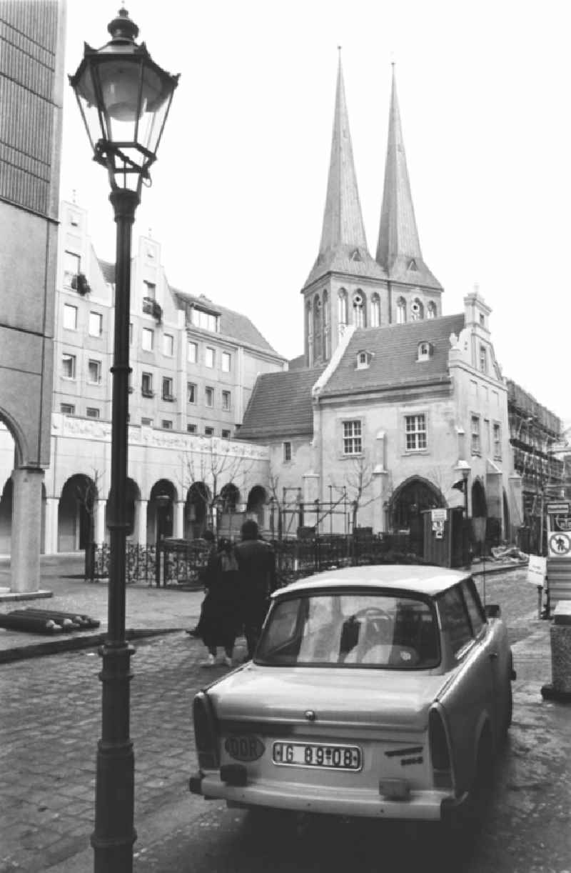 Construction site and car of the type Trabant P 6