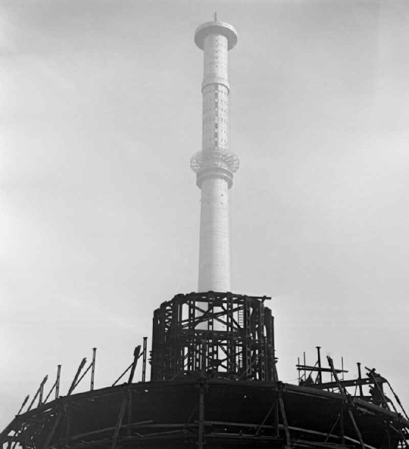 Construction on the sliding core of the Berlin TV Tower in the district Mitte in Berlin, the former capital of the GDR, German Democratic Republic