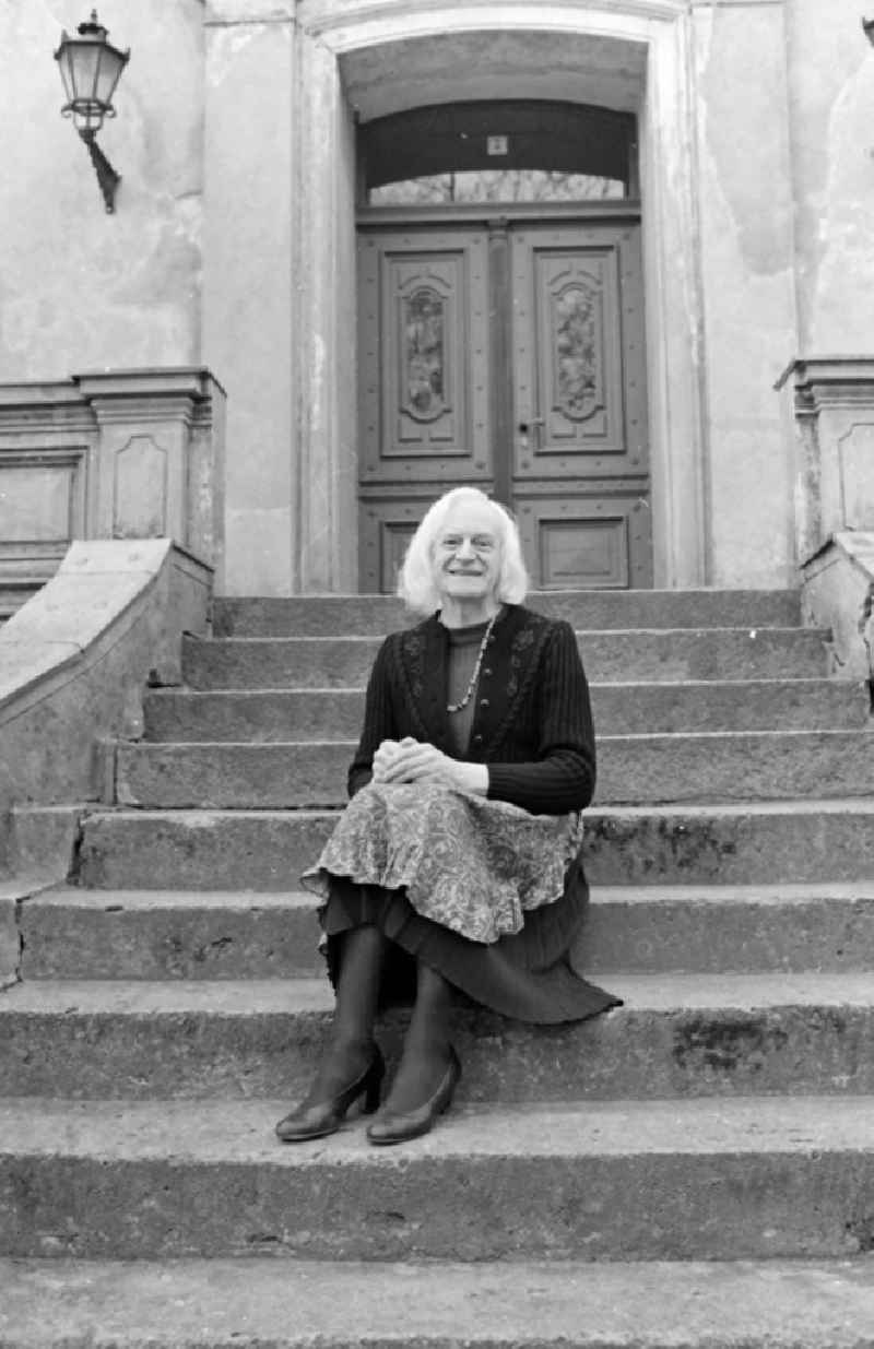 Portrait of Charlotte von Mahlsdorf (real name Lothar Berfelde) in front of the Wilhelminian Museum she founded on street Hultschiner Damm in the district Mahlsdorf in Berlin East Berlin