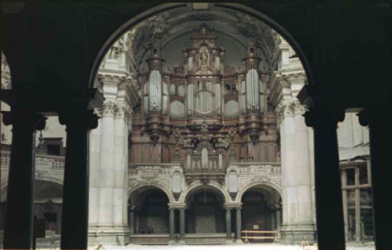 Organ in the interior of the sacred building of the Berlin Cathedral church in Berlin East Berlin on the territory of the former GDR, German Democratic Republic