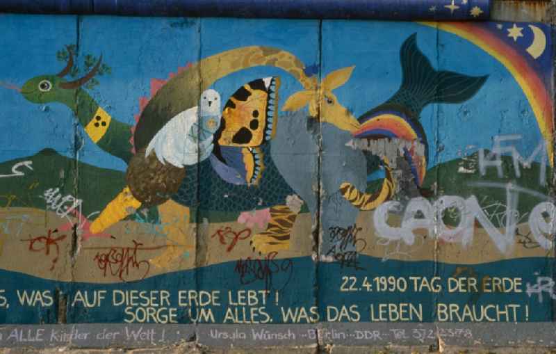 Picture of Ursula Wünsch 'peace for all' at the Berlin Wall. The monument East Side Gallery in Berlin-Friedrichshain is a world famous and the world's longest lasting open air gallery