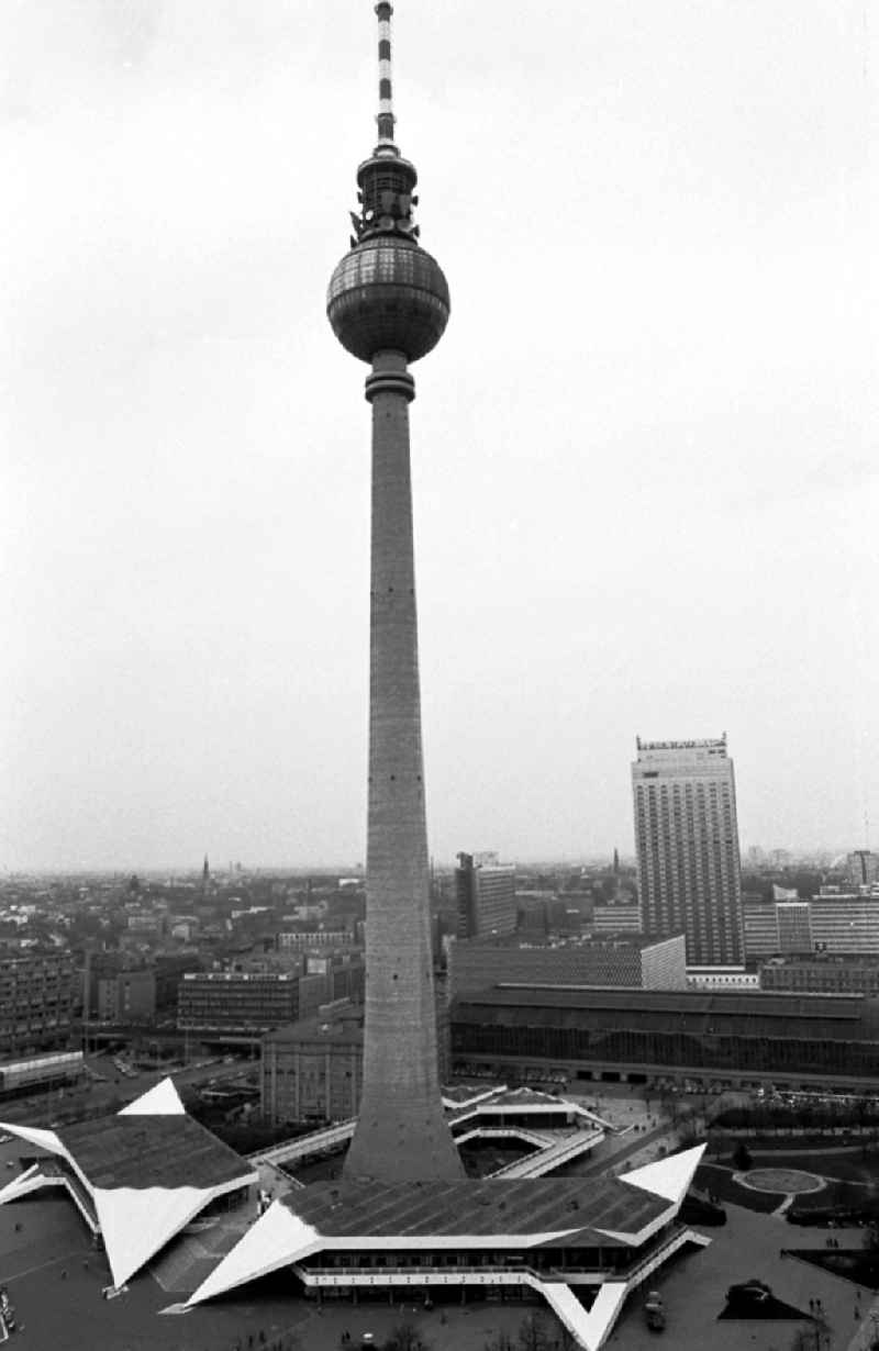 Berliner Fernsehturm
11.