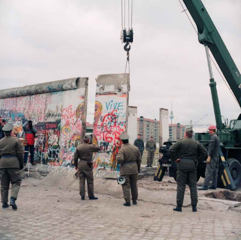 Demolition and dismantling of the Berlin Wall in Berlin Mitte