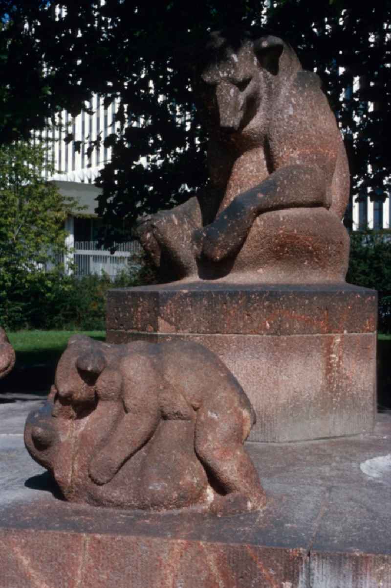 The bear-fountain in Berlin - Mitte is a fountain, which is the heraldic animal of Berlin as a family. The fountain is located at Werderscher Market