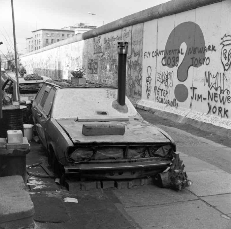 Wagons along the Berlin Wall in Berlin - Mitte