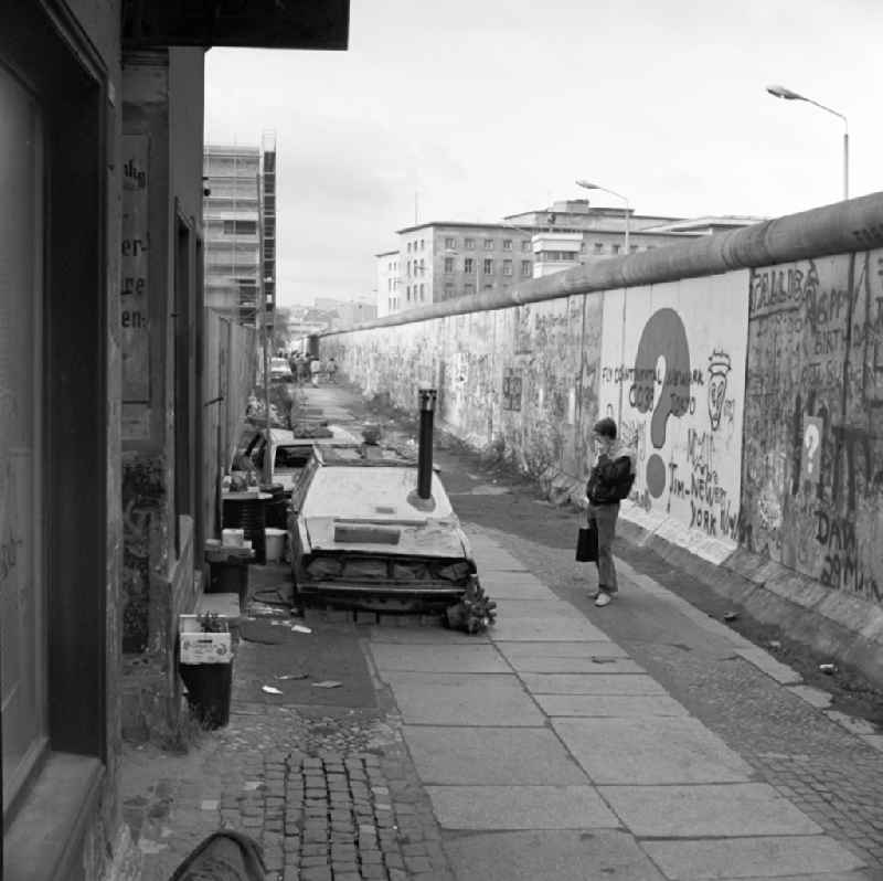 Wagons along the Berlin Wall in Berlin - Mitte