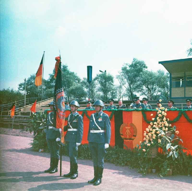 Swearing of the national police (VP) in Bernau near Berlin in the federal state Brandenburg in the area of the former GDR, German democratic republic
