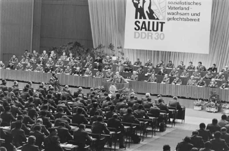 Soldiers, non-commissioned officers, officers and generals as members of the NVA National People's Army at the delegates' conference in the Kulturpalast in the Altstadt district of Dresden, Saxony in the territory of the former GDR, German Democratic Republic