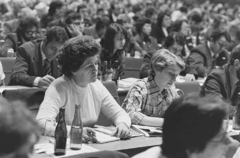 Women as civilian employees of the NVA National People's Army at the delegates' conference in the Kulturpalast in the Altstadt district of Dresden, Saxony in the territory of the former GDR, German Democratic Republic