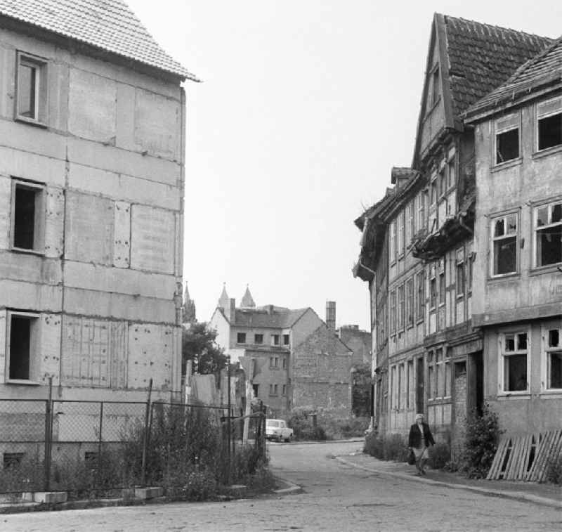 Rubble and ruins Rest of the facade and roof structure of the half-timbered house an der Groeperstrasse - Bei den Spritzen in Halberstadt in the state Saxony-Anhalt on the territory of the former GDR, German Democratic Republic